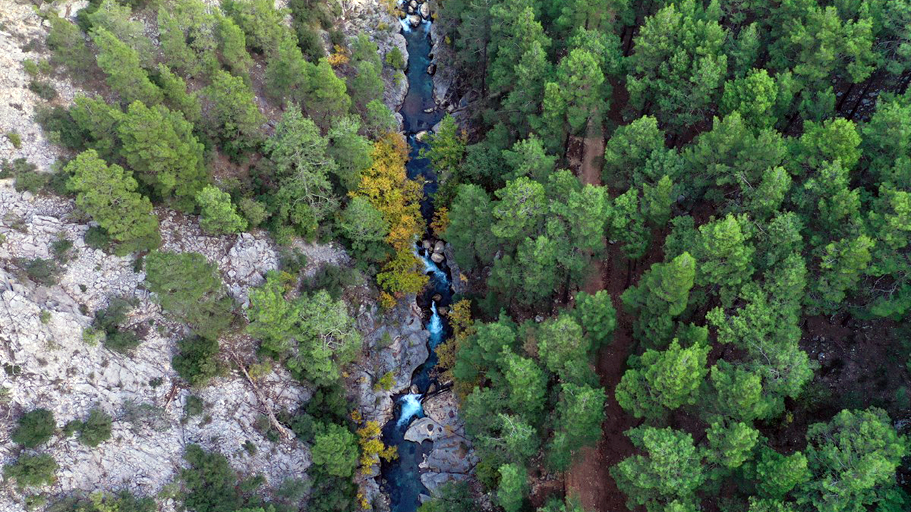 Yazılı Kanyon'unda kaybolan 4 kişiden birinin cesedi bulundu